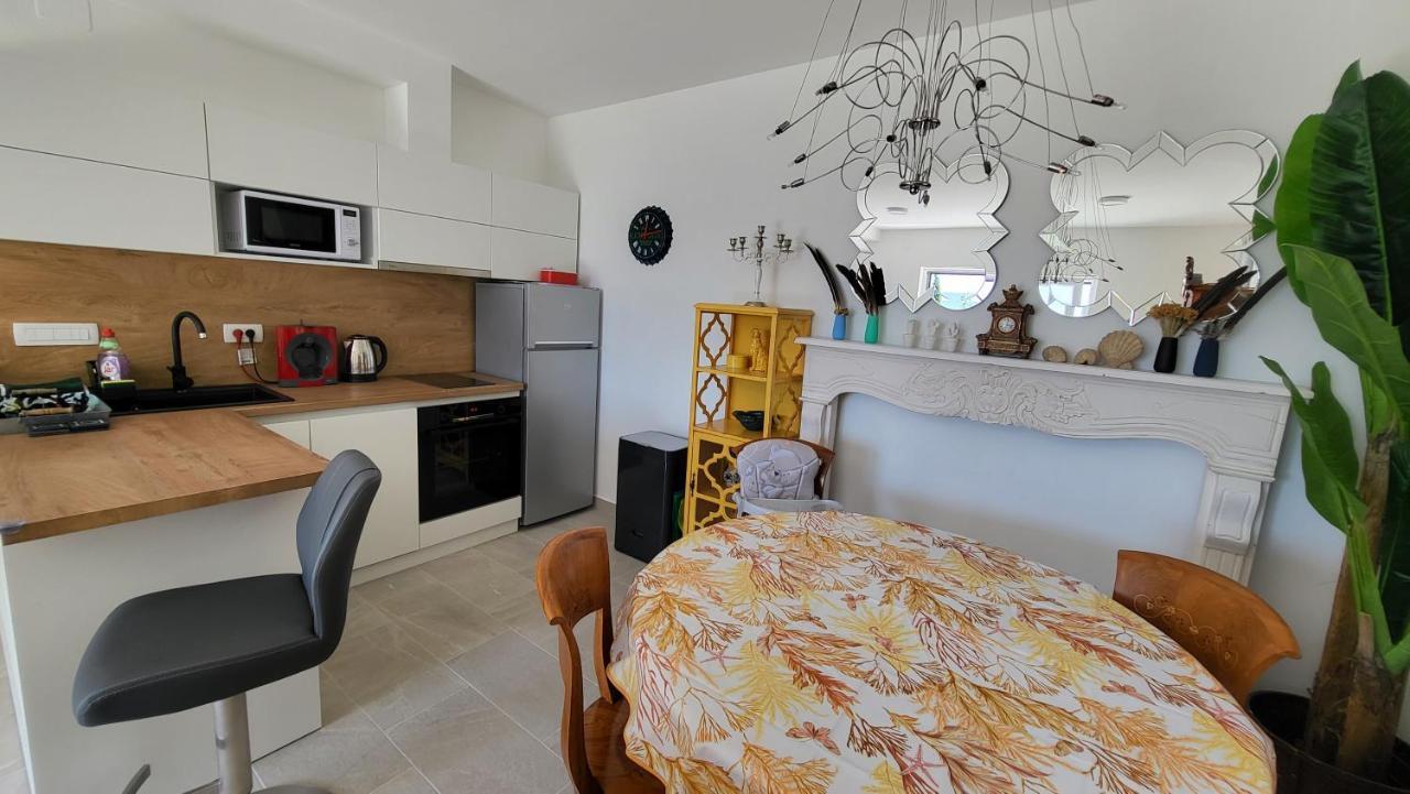 Apartments Amadea Novi Vinodolski Eksteriør bilde