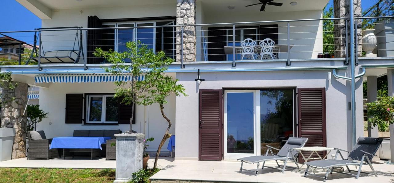 Apartments Amadea Novi Vinodolski Eksteriør bilde